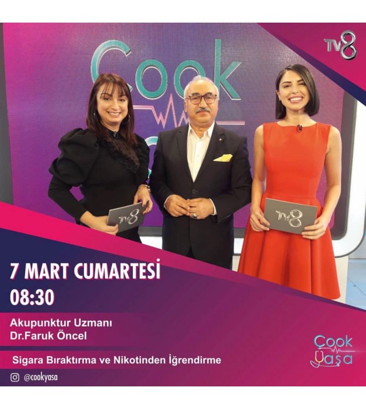 TV8 “Çook Yaşa” Programı Moderatör Sunucusu Zehra Bora