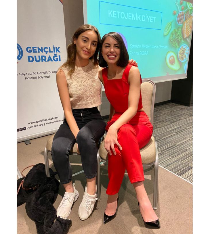 İstanbul Gençlik Durağı "Zehra Bora ile Ketojenik Diyet Sunumu"